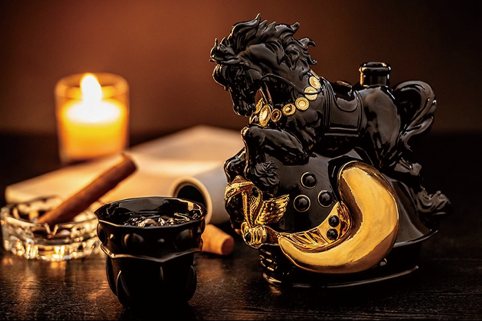 【数量限定】北斗の拳 黒王号ボトルセット 1800ml 焼酎グラス付【専用桐箱入り】